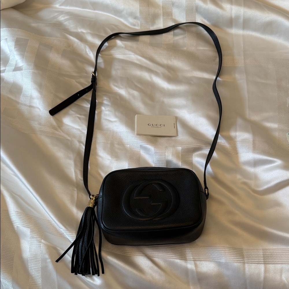 Gucci Soho Black pebbled Leather Crossbody Bag